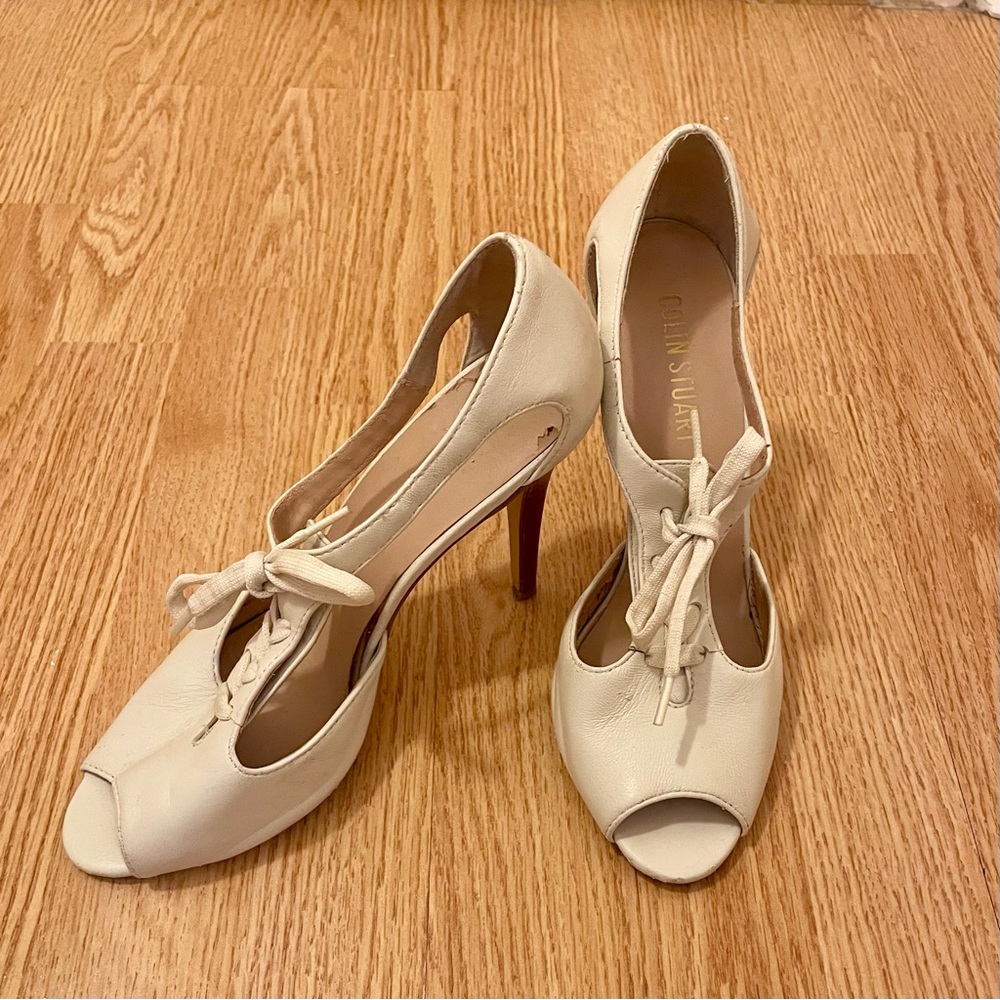 Colin Stuart Lace Up Peep Toe Heels in Off White